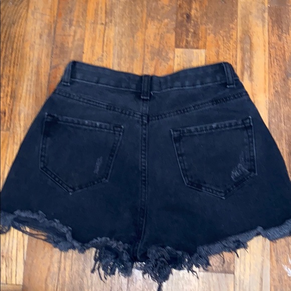 black jean shorts - Picture 2 of 3